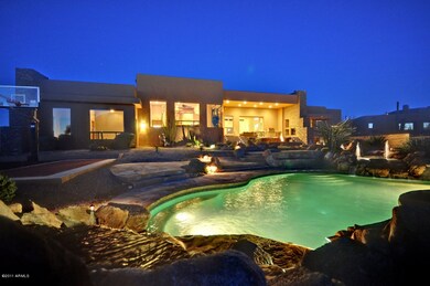 Luxurious Pool
