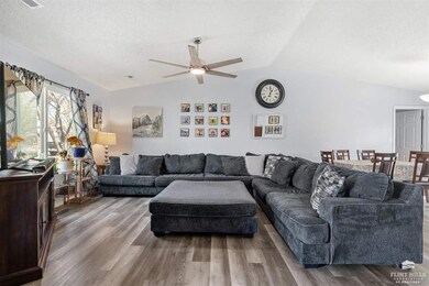 723 Pottawatomie Ave, Manhattan, KS 66502 - photo 5