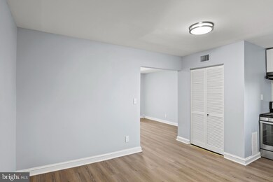 2207 Callow Ave unit 3, Baltimore, MD 21217 - photo 7