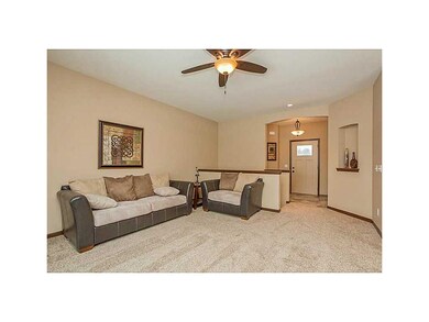 Great Room. Nine foot ceilings with a art niche an