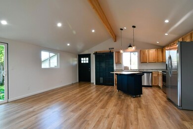 25 SW Grant St, Grants Pass, OR 97526 - photo 6