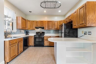 42 Woodlawn St unit 5, Jamaica Plain, MA 02130 - photo 7