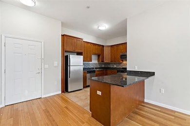 5005 Palisade Ave unit 406, West New York, NJ 07093 - photo 2