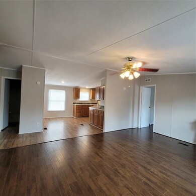 31219 Wide Oak Cir, Magnolia, TX 77355 - photo 5