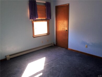 1195 Smith Gap Rd, Bath, PA 18014 - photo 6