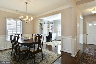 42238 Oasis Ct, Chantilly, VA 20152 - photo 5