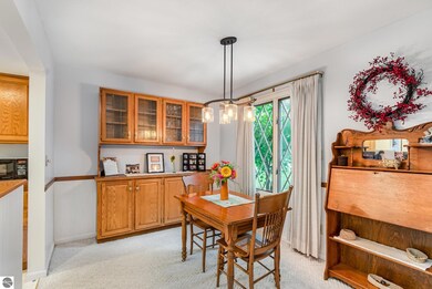 1700 Tartan Trail unit B, Alma, MI 48801 - photo 5