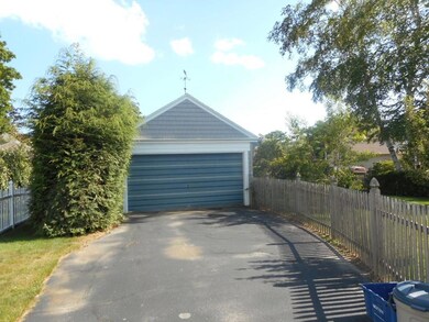 22 Ludlow St, Portland, ME 04103 - photo 4