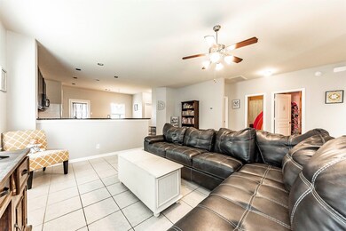 2063 Lepper St, Alvin, TX 77511 - photo 5