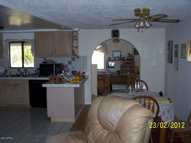 Dining/living