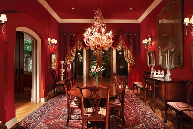 07 Dining Room