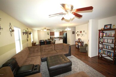 Living room 3