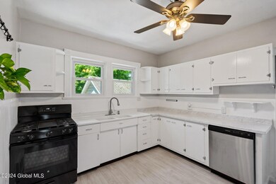 10-web-or-mls-18-jesse-ct