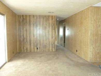 13903 Riviera Dr, Victorville, CA 92395 - photo 3