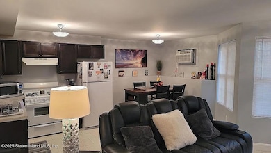 86 El Camino Loop, Staten Island, NY 10309 - photo 3