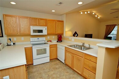 Great cabinet space and a new stove!
