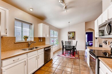 4838 E Abraham Ro Phoenix AZ-large-008-7