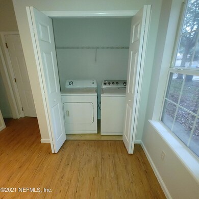 4722 Playpen Dr, Jacksonville, FL 32210 - photo 5