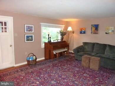 112 Ulmer Ave, Oreland, PA 19075 - photo 2