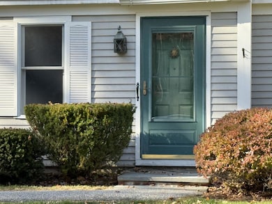 16 Oakwood Ln unit 16, Kennebunk, ME 04043 - photo 6