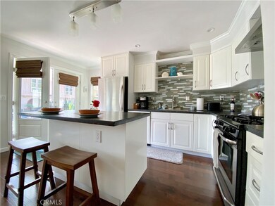 519 35th St unit 1, Newport Beach, CA 92663 - photo 6