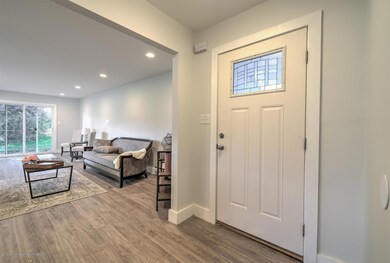 03-FOYER