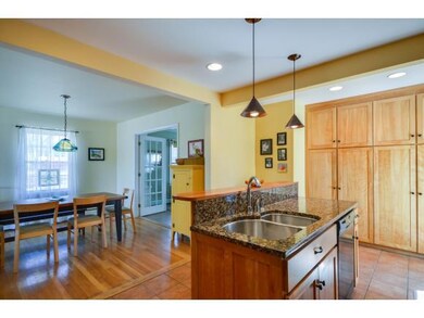 287 Pinehurst Dr, Shelburne, VT 05482 - photo 4