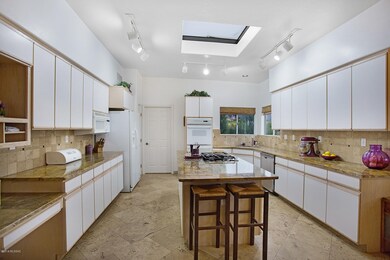 Large Kitchen