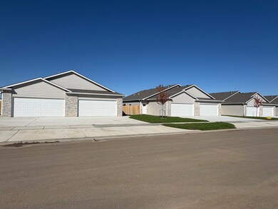 12815 E Blake St, Wichita, KS 67207 - photo 3