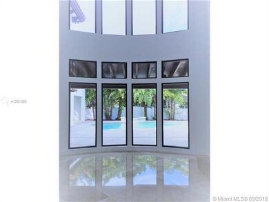 ENTRANCE WOW