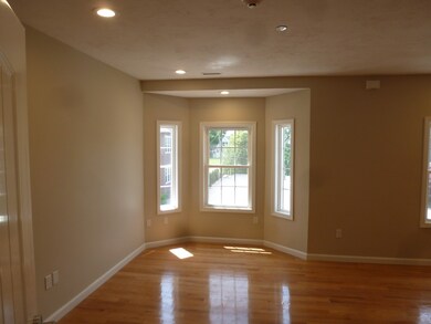 188 Highland St unit 2R, Worcester, MA 01609 - photo 5