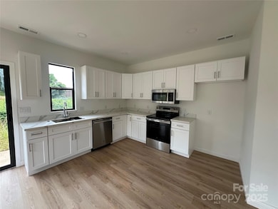 804 3rd Street Place SW, Hickory, NC 28602 - photo 4