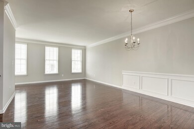 25627 America Square, Chantilly, VA 20152 - photo 5