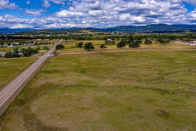 0 Riley Rd unit 220209029, Eagle Point, OR 97524 - photo 2