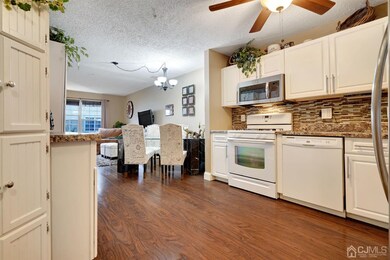 46 Prestwick Way, Edison, NJ 08820 - photo 3