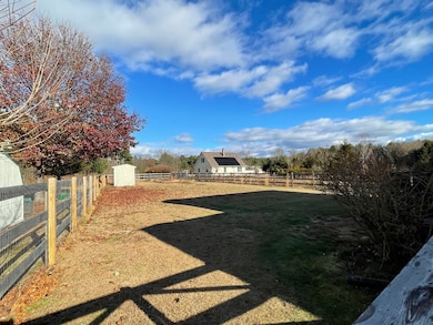 13 Sarah Ln, Belchertown, MA 01007 - photo 5