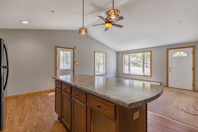 31 Redwood Ln, Sanford, ME 04073 - photo 5