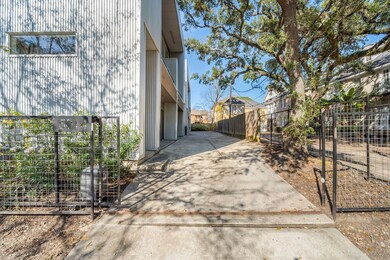 5014 Chenevert St unit A, Houston, TX 77004 - photo 6