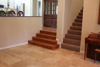 1806 Lilac Ln, Cedar Falls, IA 50613 - photo 4