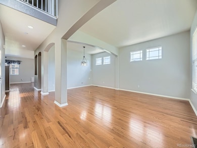 581 N Flat Rock Cir, Aurora, CO 80018 - photo 4