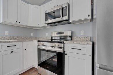 M26L3 West St, Sanford, ME 04073 - photo 6