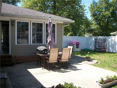 5550 S 100 W, Fountaintown, IN 46130 - photo 2