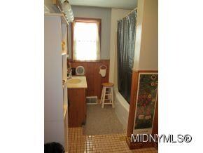 Bath#1 Spacious & Clean   11x6