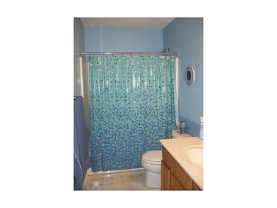 Updated Full Bath