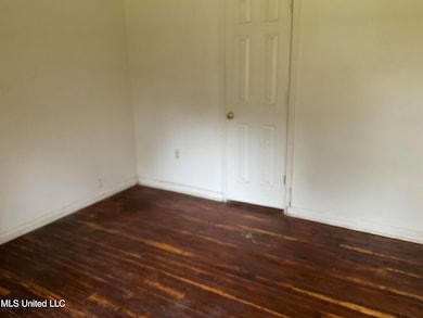 372 E Madison St, Bolton, MS 39041 - photo 3