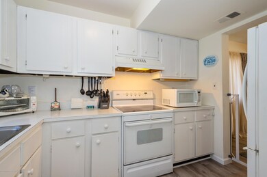 9 Robin Rd, Howell, NJ 07731 - photo 5