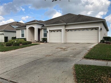 3 CAR GARAGE