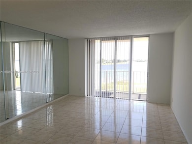 Breakwaters unit 33, West Palm Beach, FL 33401 - photo 6