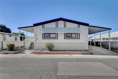 3069 Gavilan Ln, Las Vegas, NV 89122 - photo 2