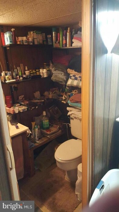 5536 Willys Ave, Halethorpe, MD 21227 - photo 6